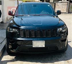 جیپ گراند شیرۆکی